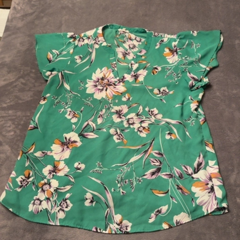 Unknown Blouse Women XL Green Floral V Neck Short Sleeve Casual